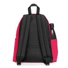 Carica l'immagine nel visualizzatore di Gallery, EASTPAK ZAINO DAY PAK'R STRAWBERRY PINK - PER SCUOLA E TEMPO LIBERO