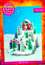 Carica l'immagine nel visualizzatore di Gallery, VILLAGGIO INVERNALE - Lumineo - MUSICALE CON LED - Christmas Village Battery Operated Carol Singers With Stream