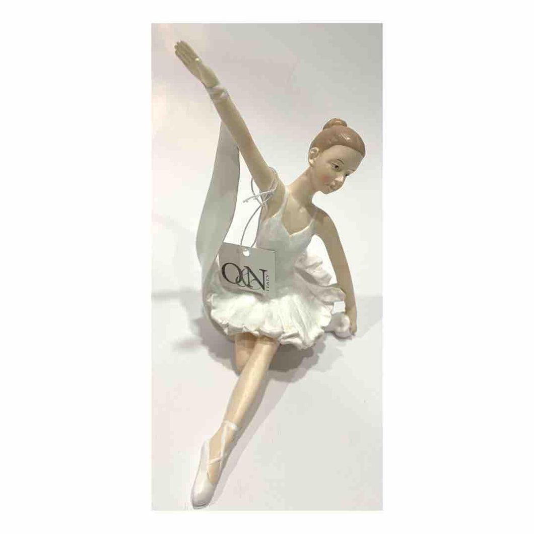 statuetta ballerina in resina con abito bianco